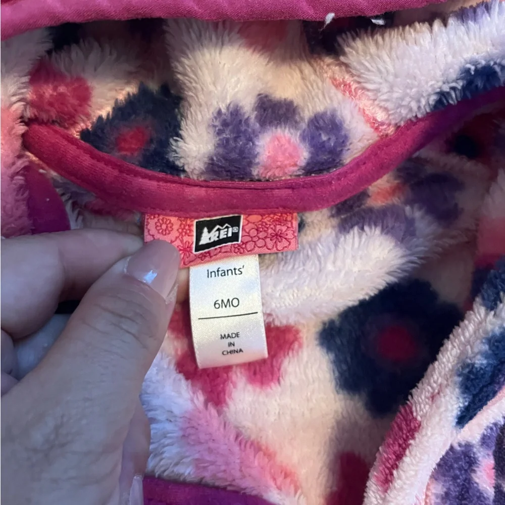 REI Pink Floral Infant Timber Mountain Snowsuit Bunting Size 6‎ Months